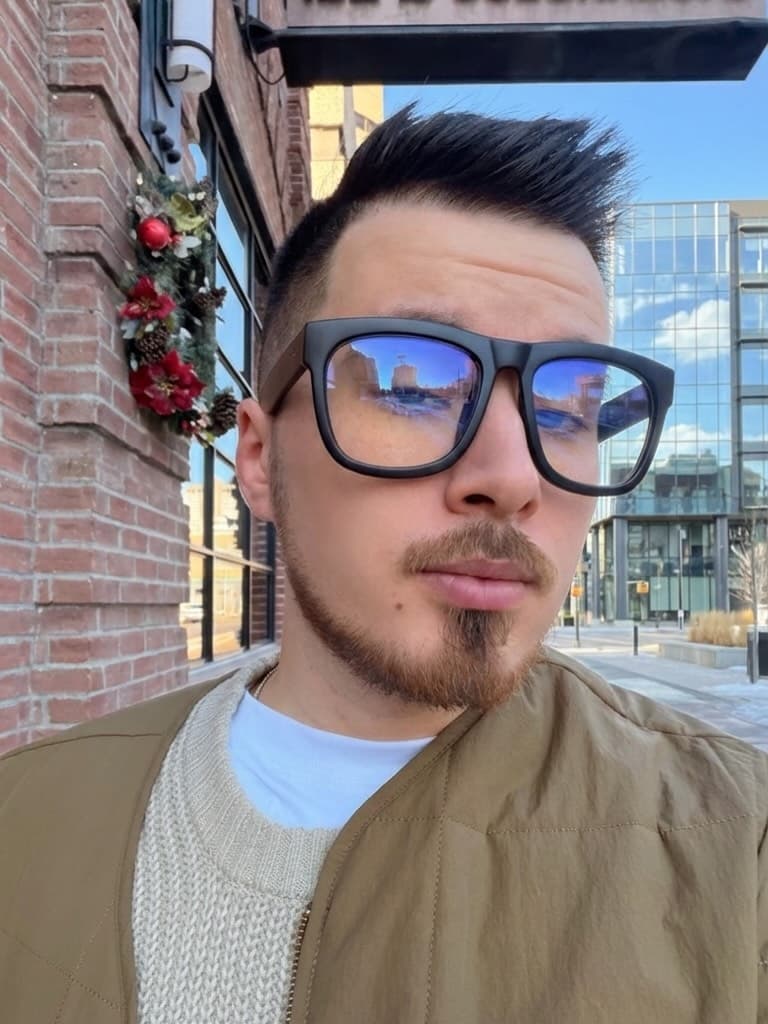 Brandon lifestyle photo